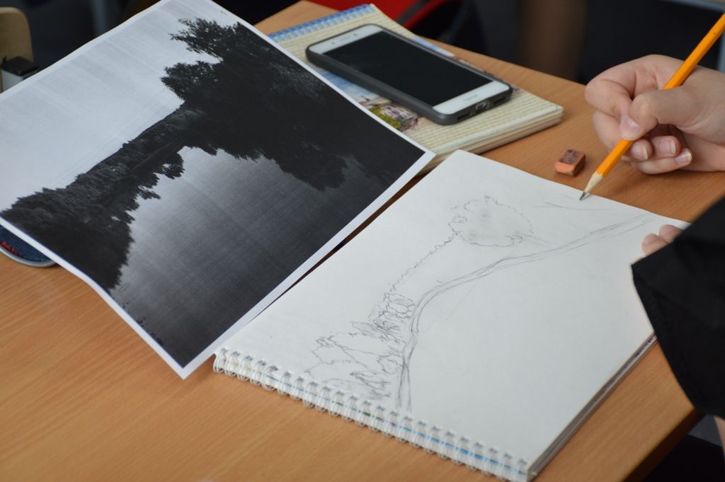 Юные художники из Лаишевского района рисуют для «Татармультфильма» - Фотогалерея