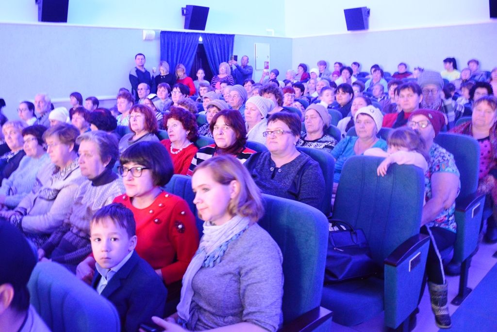 Фото с концерта к Дню Матери в Лаишево