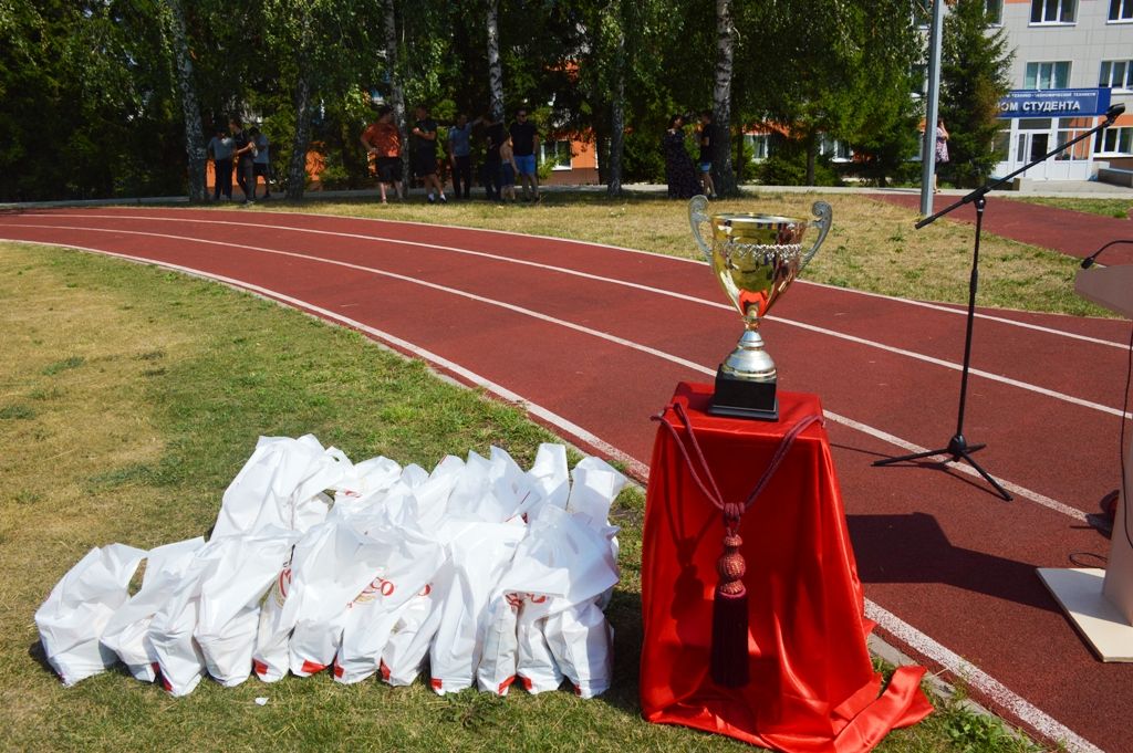 Лаишевские футболисты завоевали Кубок чемпионата по мини-футболу