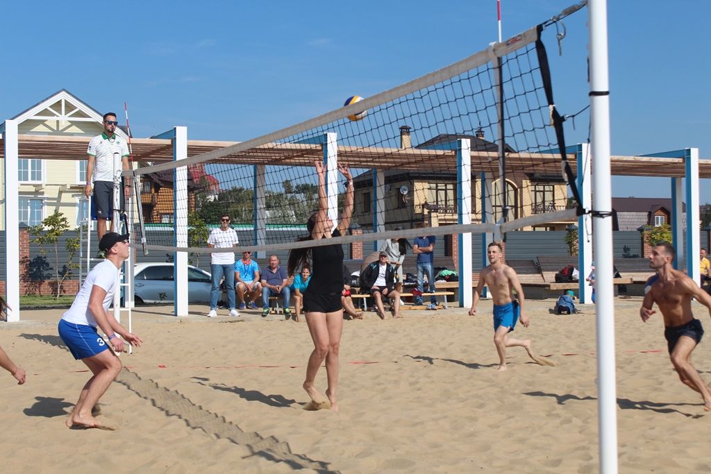 В Лаишеве идет Первый пляжный волейбол сотрудников прокуратуры