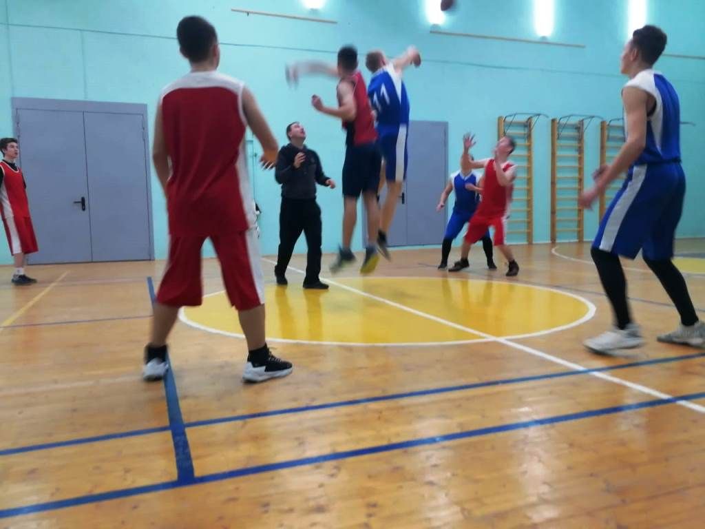 Баскетболисты Лаишевского района на первой строчке пьедестала почета