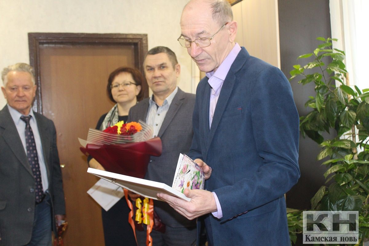 Путин поздравил лаишевскую пенсионерку