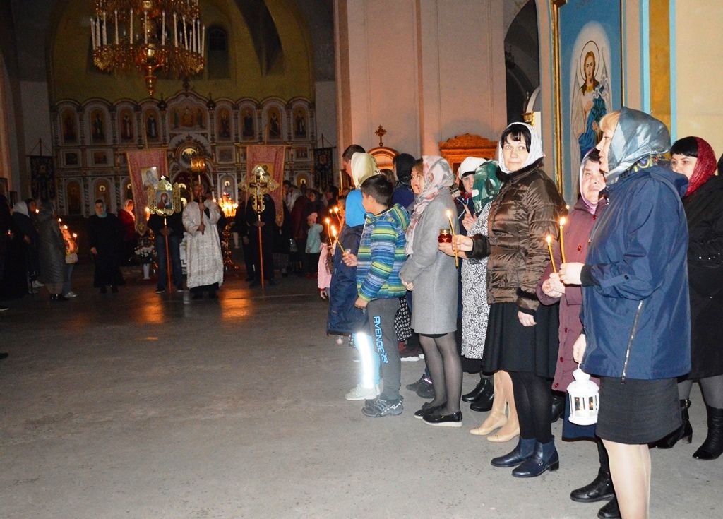 В Лаишевском районе православные христиане отмечают Пасху. Крестный ход