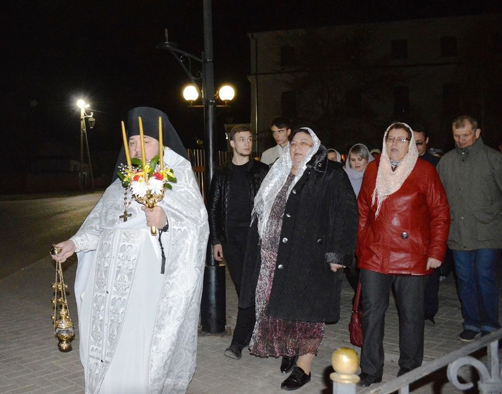В Лаишевском районе православные христиане отмечают Пасху. Крестный ход