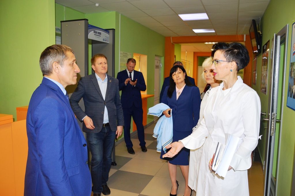 Руководитель Лаишевского района оценил больничный городок Лаишева