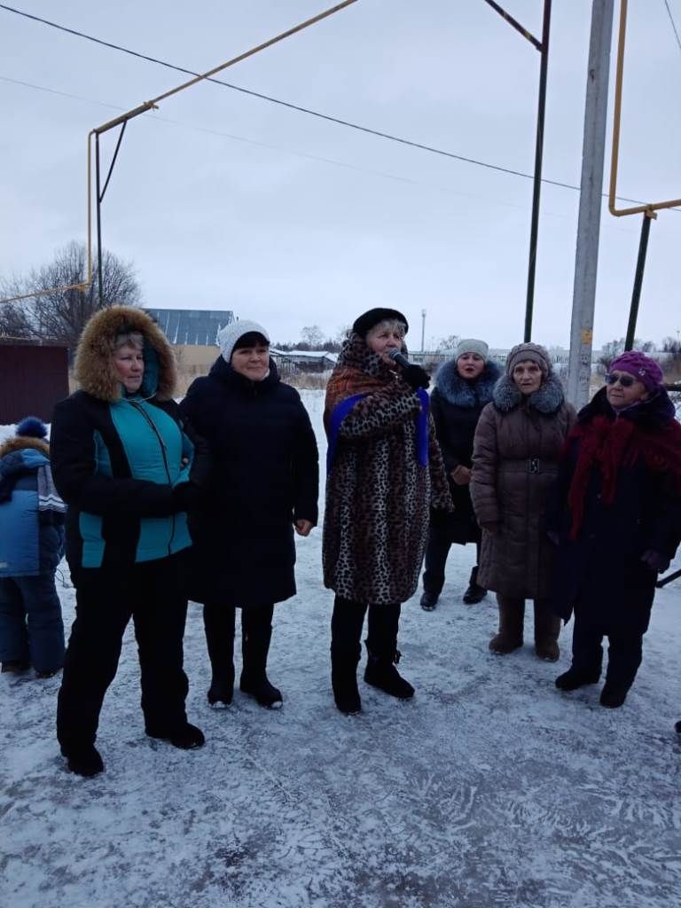 Шесть Татьян чествовали в Татьянин день в Лаишеве на улице Туполева