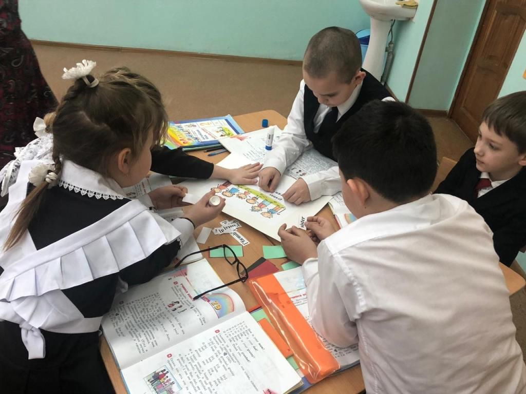 Чему обучают учителей иностранных языков в Лаишевском районе