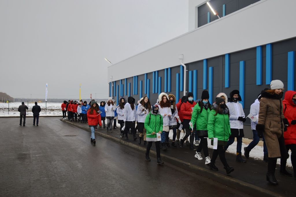 Президент Татарстана открыл в Лаишево Ледовую арену