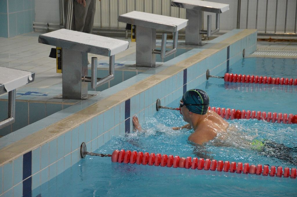 Фоторепортаж с соревнований юных пловцов Лаишевского района