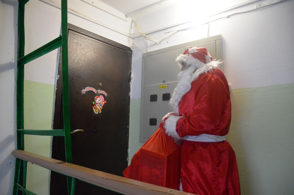 В Лаишево стартовала акция «Полицейский Дед Мороз»