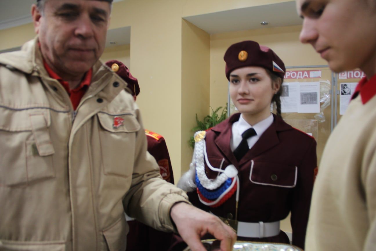 Зачем в Столбищенскую школу приезжал генерал-майор Александр Бородин