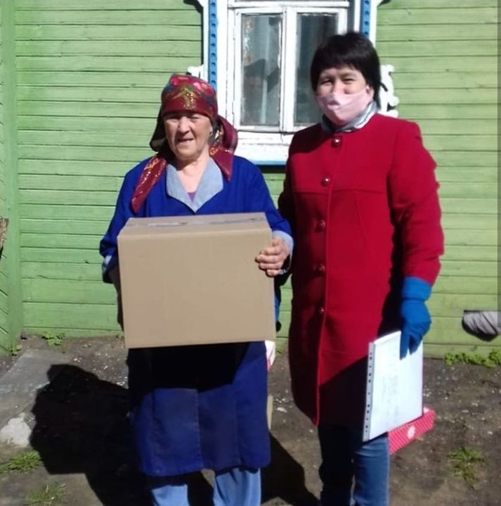 Жители Лаишевского района получили продуктовые наборы