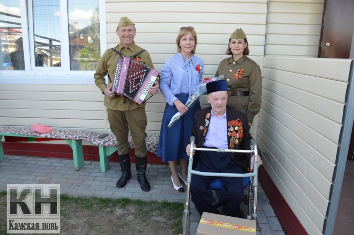 В Лаишевском районе поздравили ветеранов