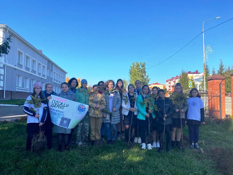 Ученики Лаишевской средней школы №2 присоединились к акции «Сохраним лес»