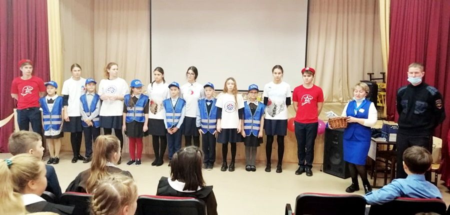 Накануне Дня памяти жертв ДТП в Нармонской школе провели квест-игру