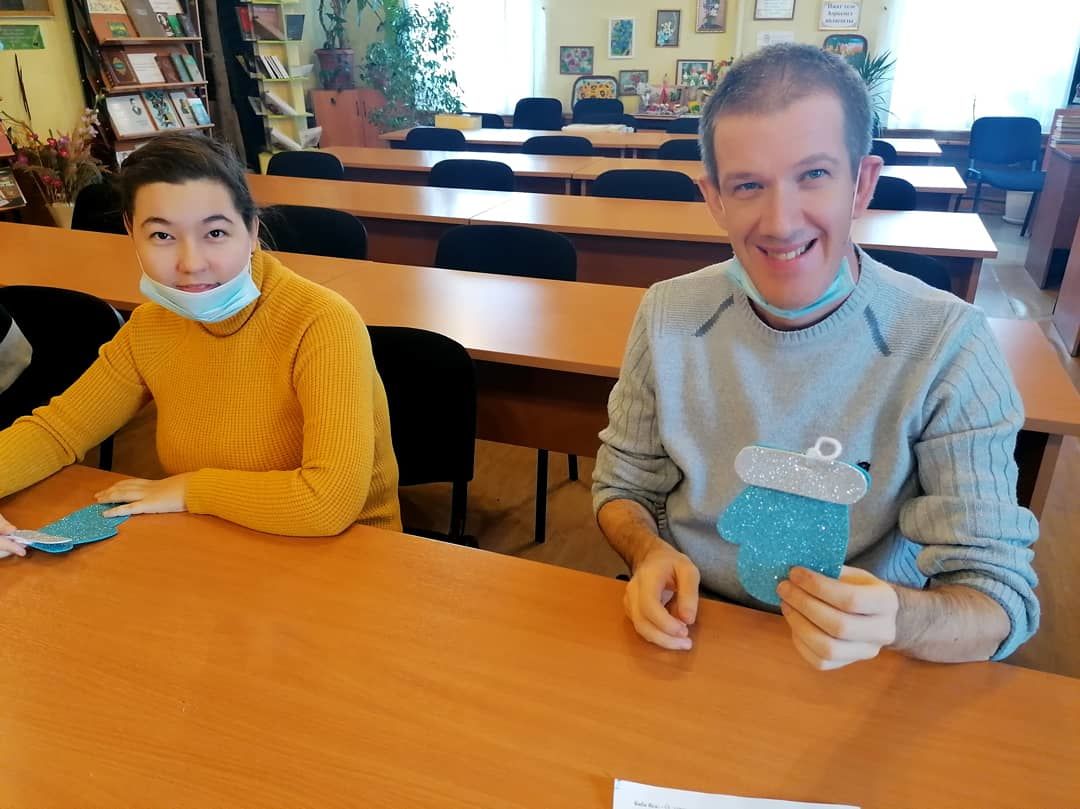 Работники лаишевской библиотеки дарят чудо