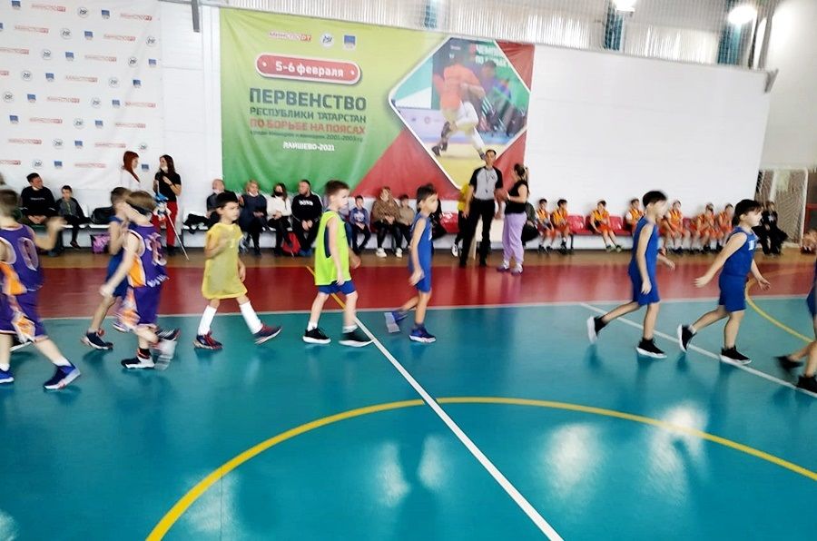 Соревнование по баскетболу посвятили Году родных языков и народному единству