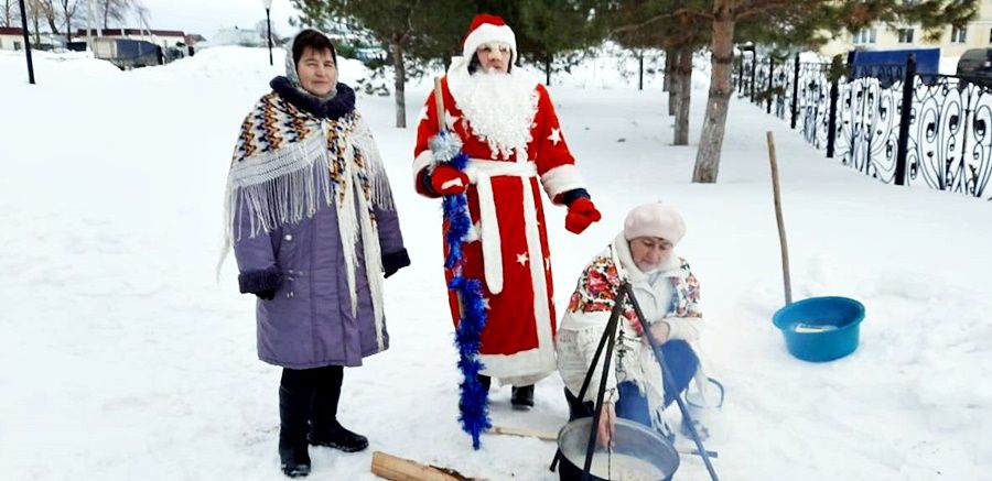 Гвоздь программы – чай из настоящего самовара