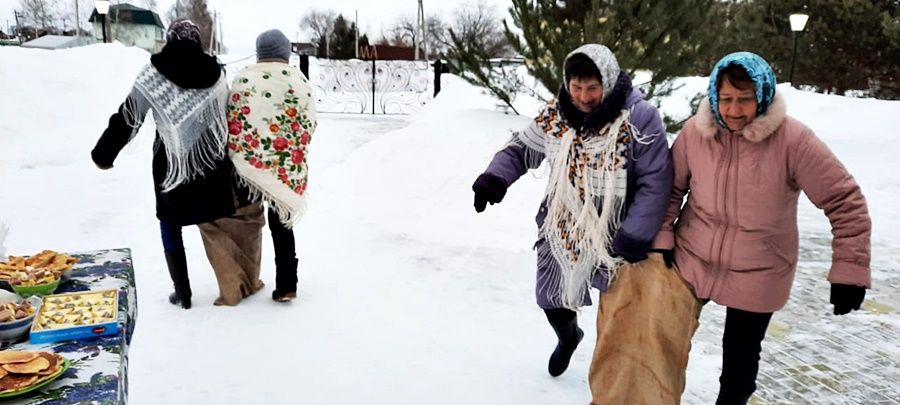 Гвоздь программы – чай из настоящего самовара