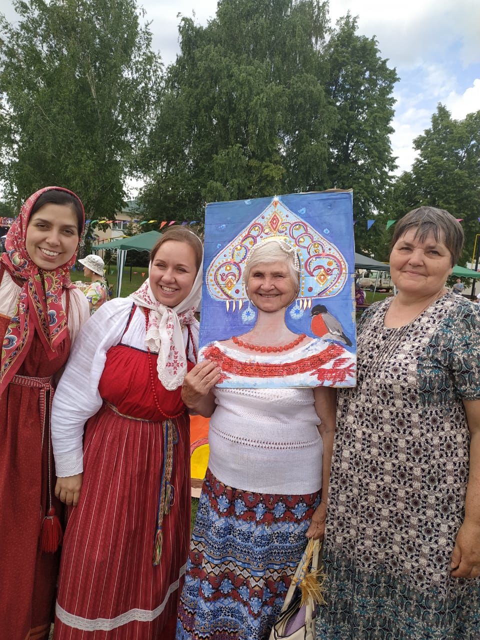 Жители Лаишева побывали на фестивале колокольного звона в Алексеевком районе