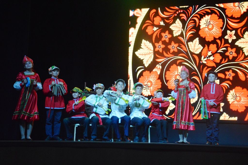 Республиканский фестиваль "Поверь в себя" собрал в Лаишево детские коллективы из Татарстана и Самарской области