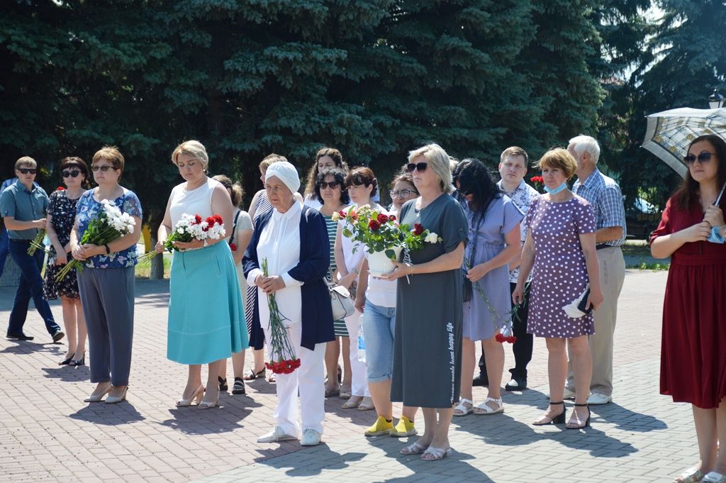 В Лаишево память павших в Великой Отечественной войне почтили минутой молчания