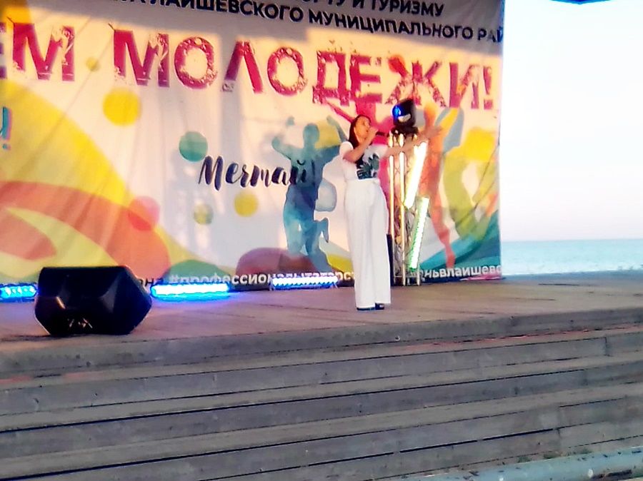 Видеосюжет. День молодежи-2021: концерт и приветствие главы района Ильдуса Зарипова