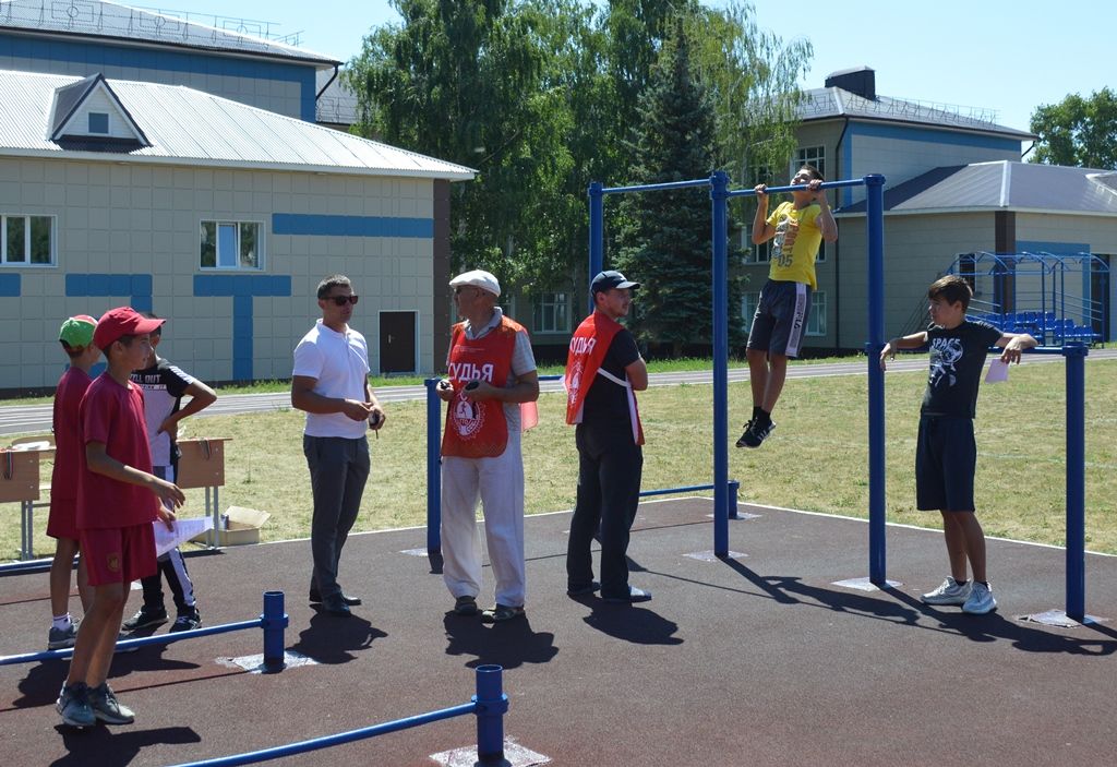 На стадионе Лаишевского техникума состоялся фестиваль «Спортивное лето с ГТО»