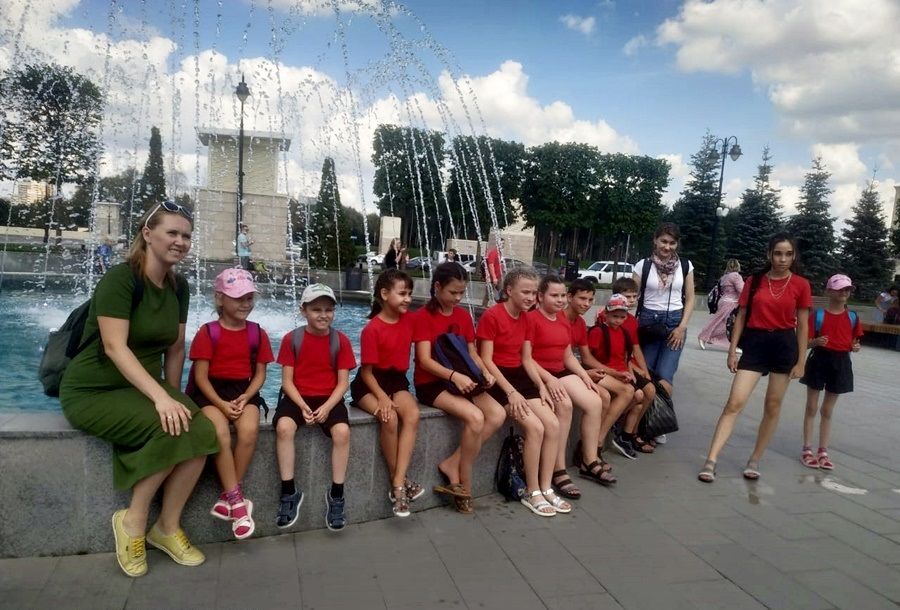 Лаишевские дети побывали в Москве в "Острове мечты" - в "Русском Диснейленде"