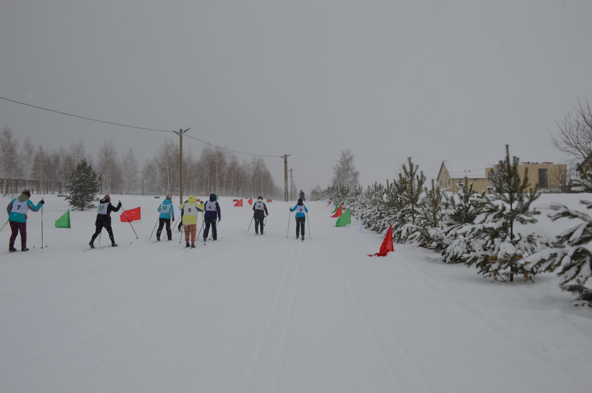 В Лаишево прошли соревнования по лыжным гонкам среди муниципальных служащих