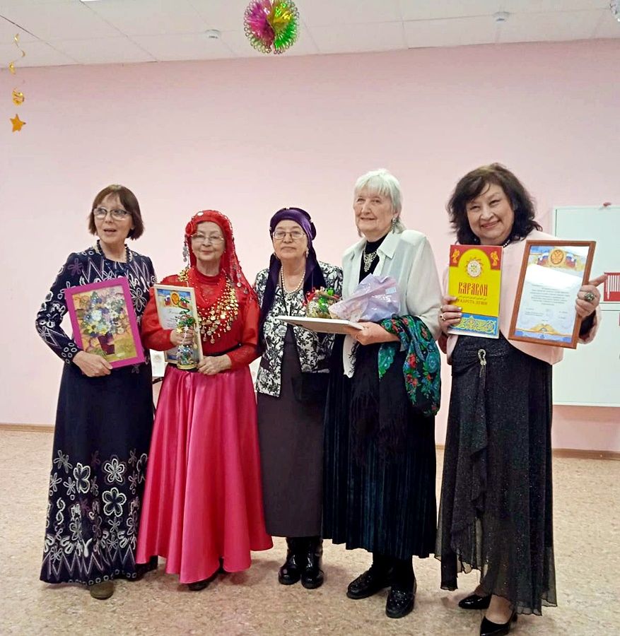 В районном доме культуры прошла встреча с поэтами Казани
