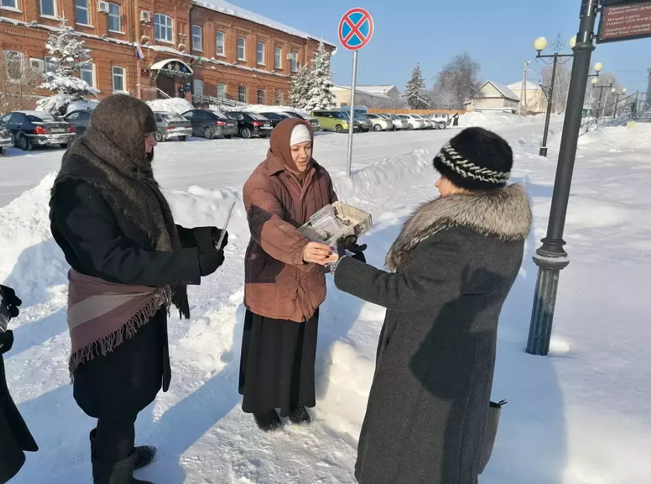 В центре Лаишева стартовала акция «Блокадный хлеб»