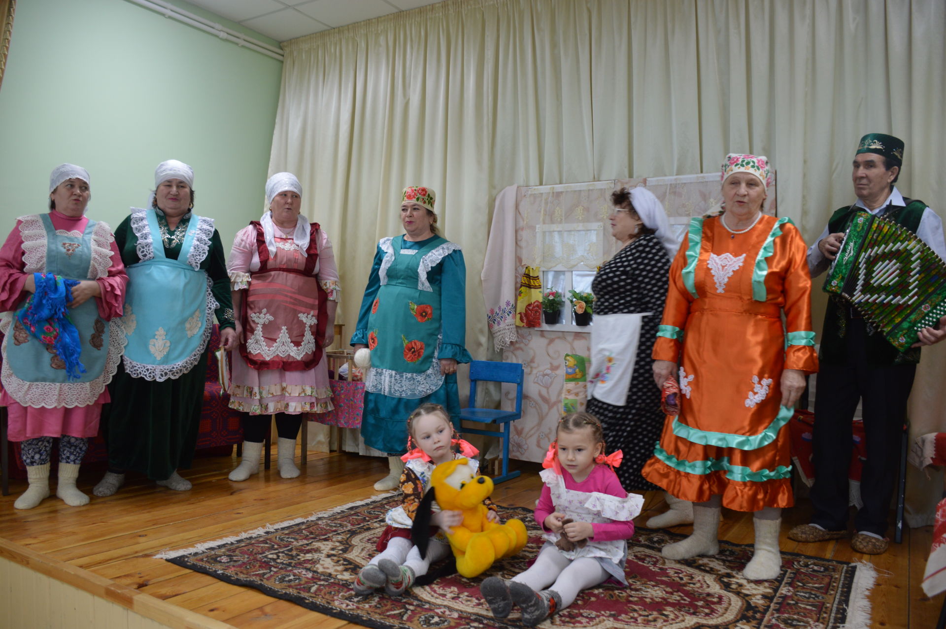 Мастерица на все руки живет в Татарских Саралах