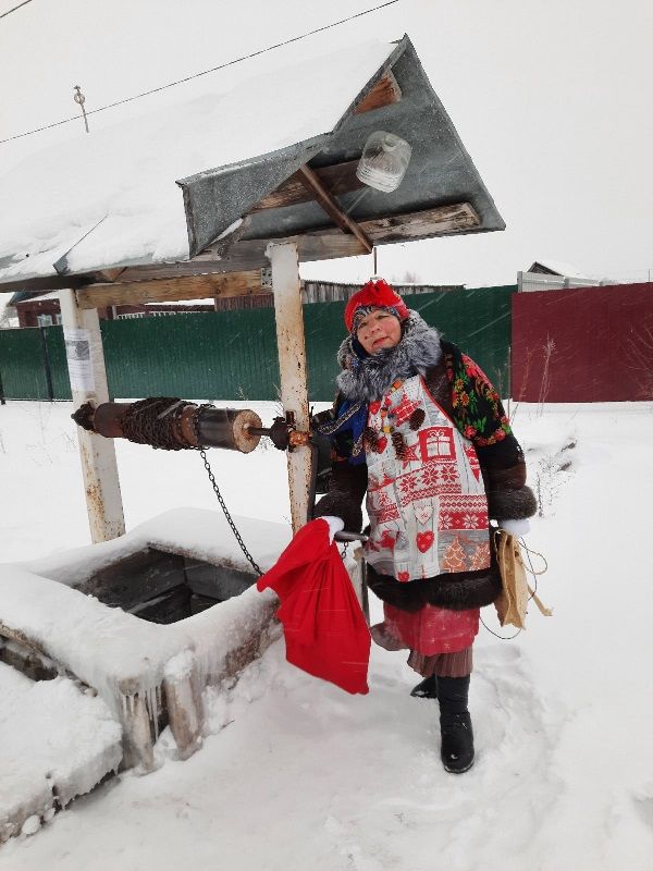 О том, как колядуют в селе Рождествено, рассказывает Валентина Хазова