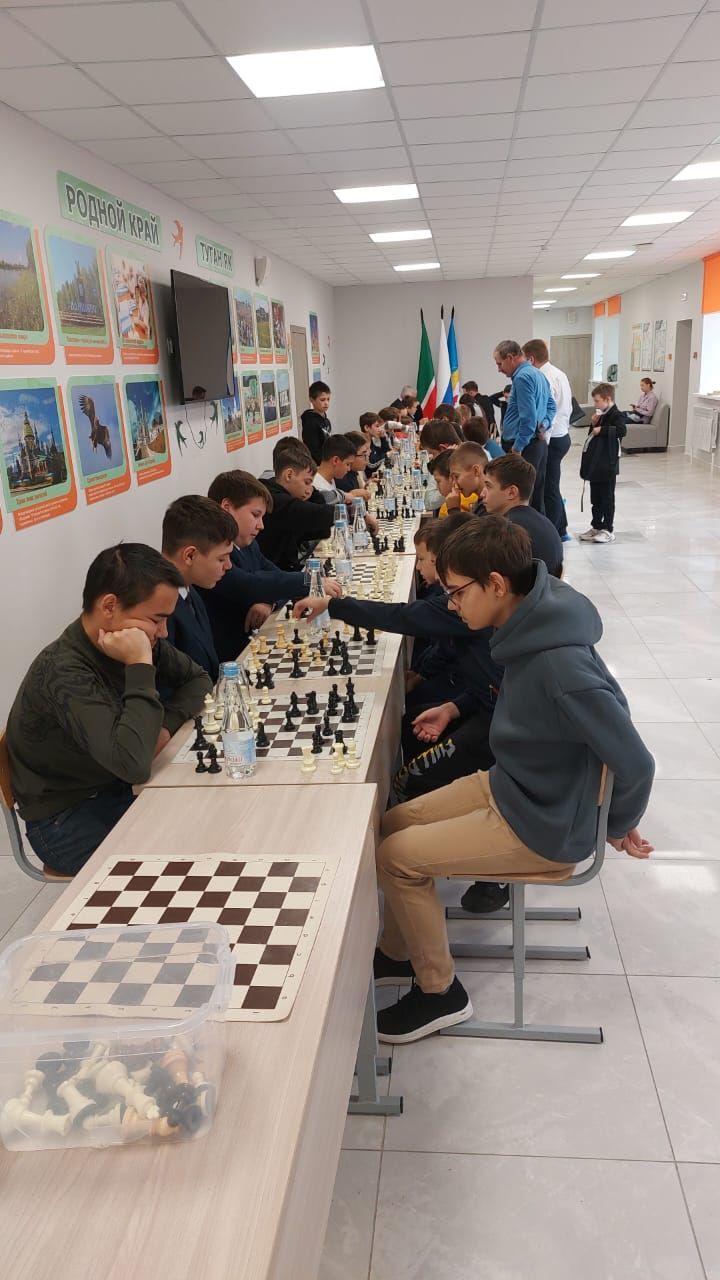 В селе Кирби прошёл районный шахматный турнир среди школьников памяти Вафина Анвара