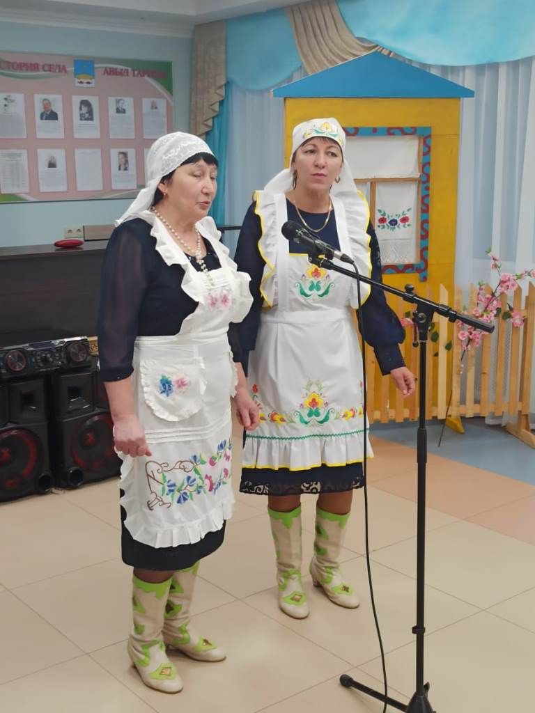День пожилого человека. В Атабаево для пожилых сельчан устроили праздничный вечер