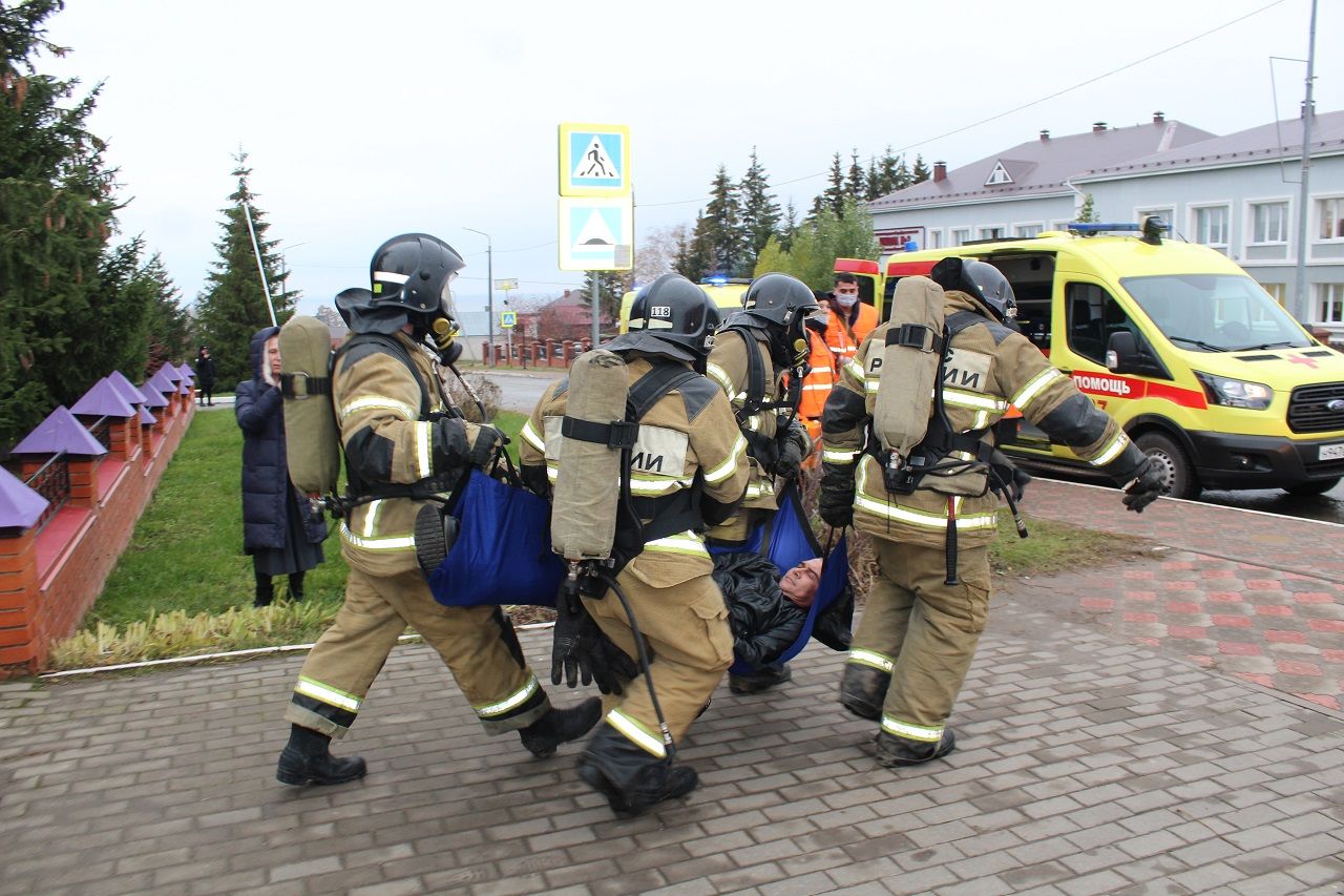 Из детской школы искусств г.Лаишево эвакуировали пострадавших