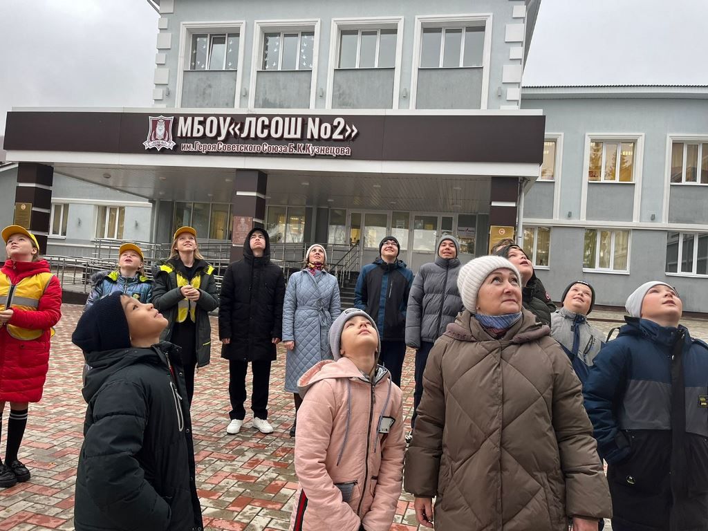 В Лаишевской школе №2 почтили память погибших в ДТП