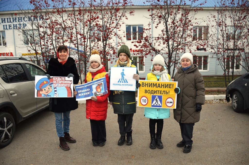В Лаишево прошла акция ко Дню памяти жертв ДТП