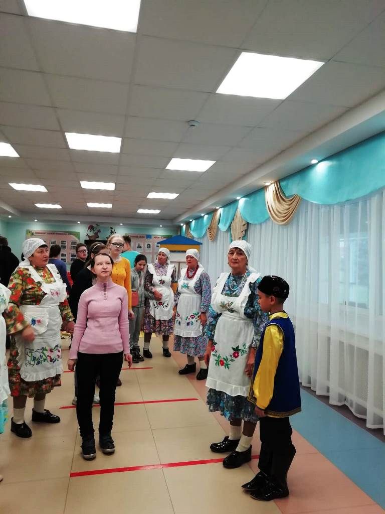 Гостей из московского интерната слепых и слабовидящих детей познакомили с культурой татарского народа