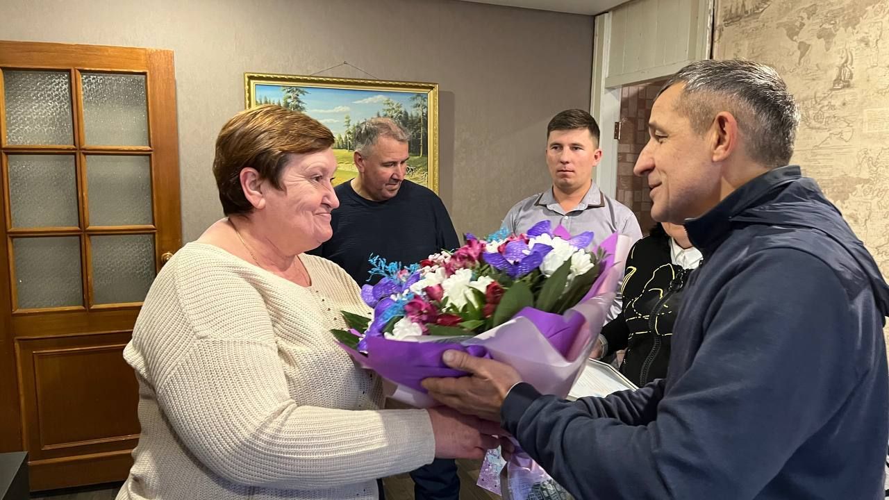 Ильдус Зарипов: «Поздравляю каждую маму защитника Отечества»