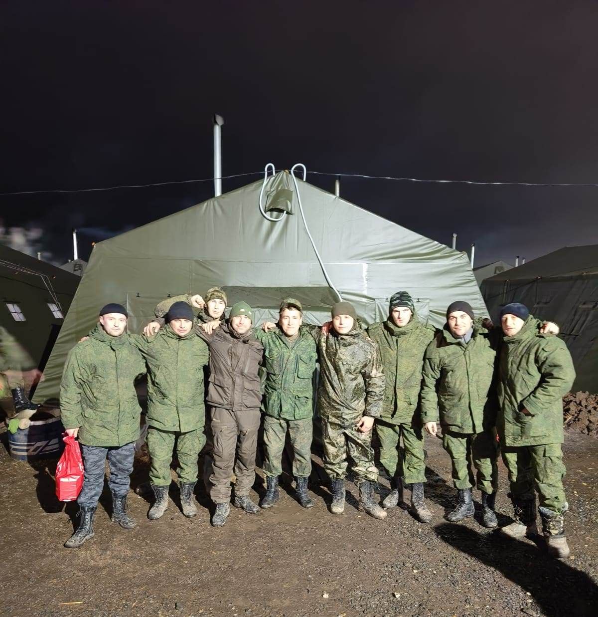 Своих не бросаем: мобилизованным из Лаишевского района оказали тыловую помощь