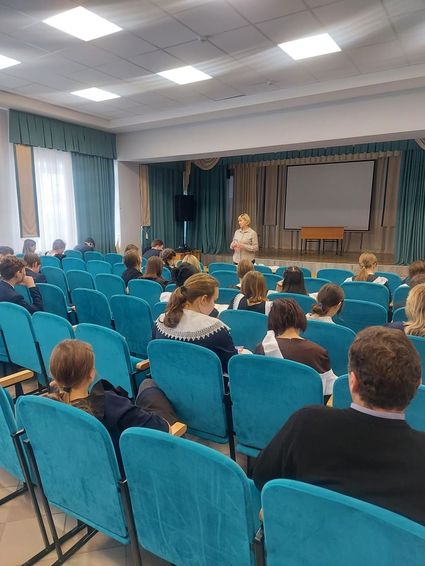 В Лаишевской школе №2 состоялась профориентационная встреча