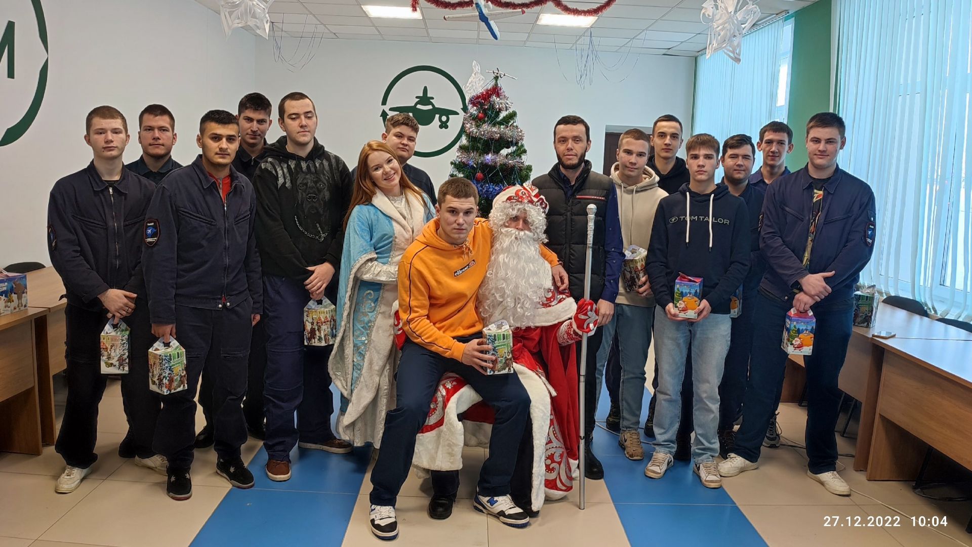 С Новым годом поздравили студентов Лаишевского техникума