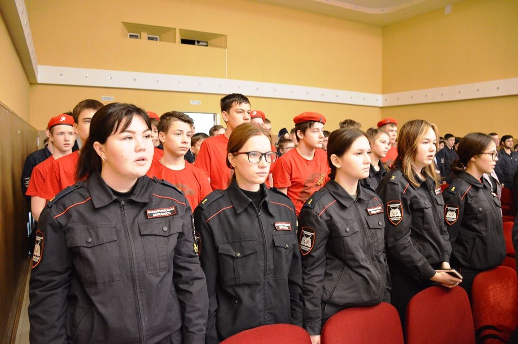 Героев Отечества приветствовали студенты ЛТЭТ