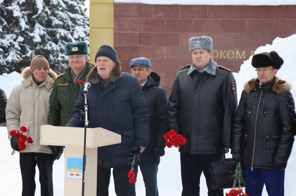 Фоторепортаж: митинг в Лаишево ко Дню вывода войск из Афнанистана