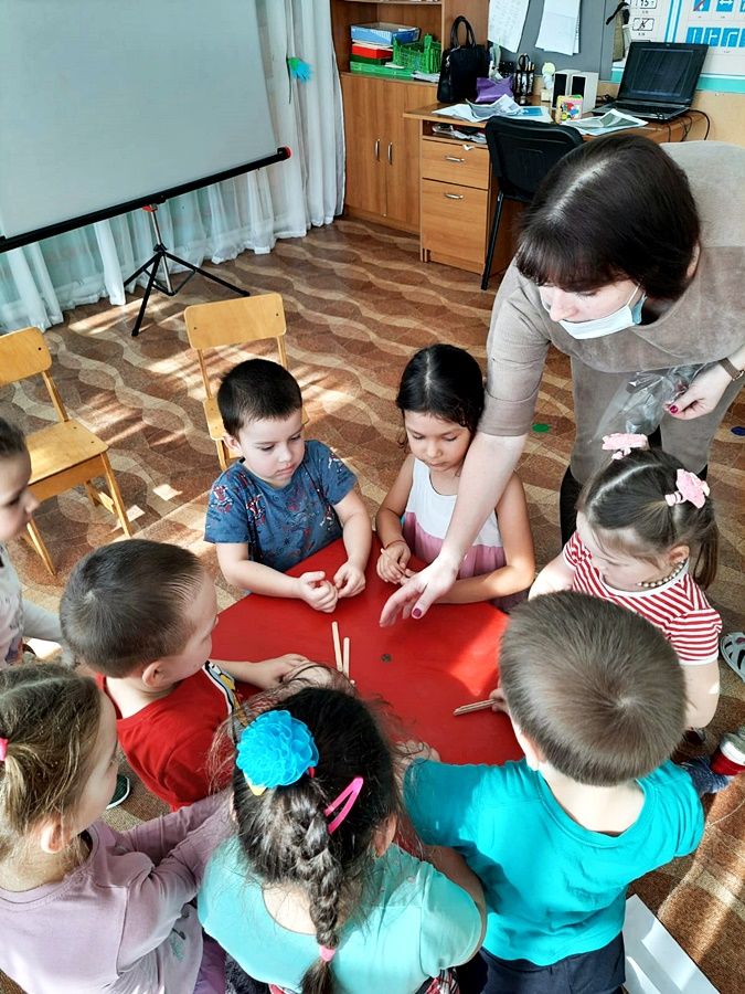 В Атабаевском детском саду «Чишмэкэй» прошло театрализованное представление