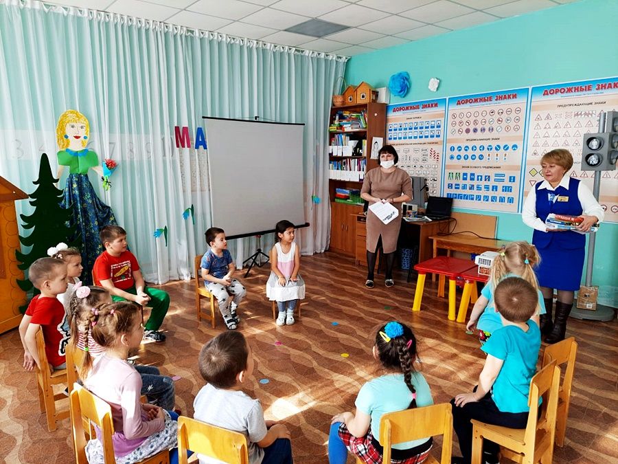 В Атабаевском детском саду «Чишмэкэй» прошло театрализованное представление