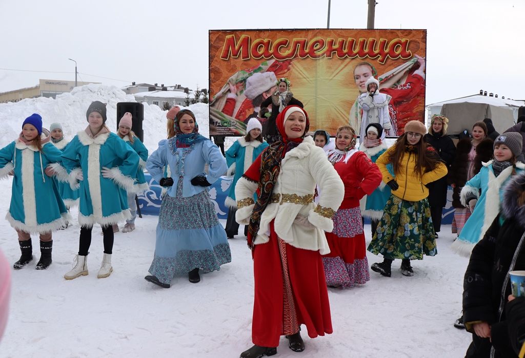 Яркие моменты празднования Масленицы в Лаишево