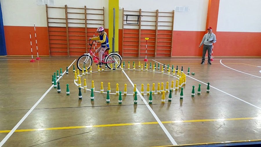 Лидеры конкурса «Безопасное колесо» получили велосипеды